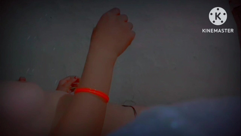 TricolorMusic3: Mijn minnaar neukte veel in mijn kont en poesje, nu...