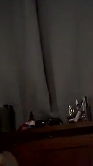 Vecina cachonda quiere que la folles