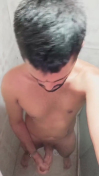 큰 자지를 따먹고 정액을 먹는 Lilith의 아들