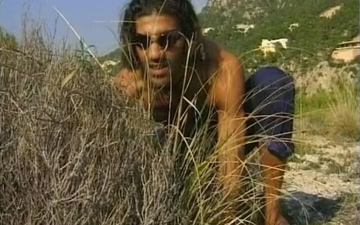 Deutscher hardcore: A Small-titted German Chick Giving Her Hairy Pussy to a...