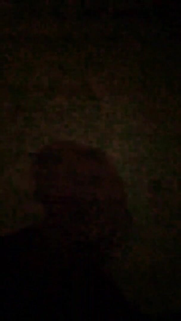 Slutboyben: Slutboyben cam4 brainfukked utomhus gris II gasstation cumshot