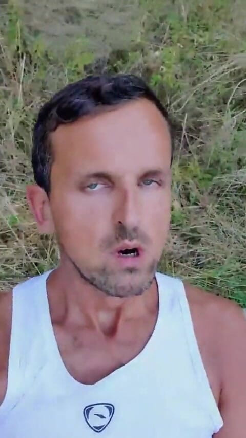 Slutboyben: Королева эксгибициониста