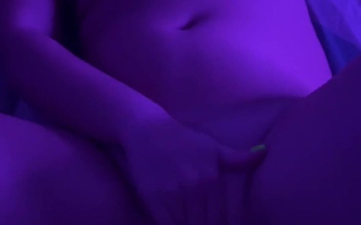 Fox Flame: Meine leckere muschi brauchte eine heiße masturbation