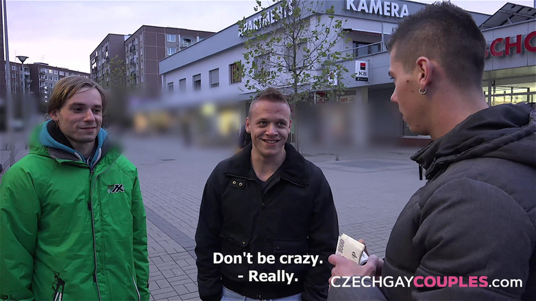 Czech Gay Couples: Cặp đôi đồng tính Séc 1 trinh nữ cơ khí bị rách - mông...