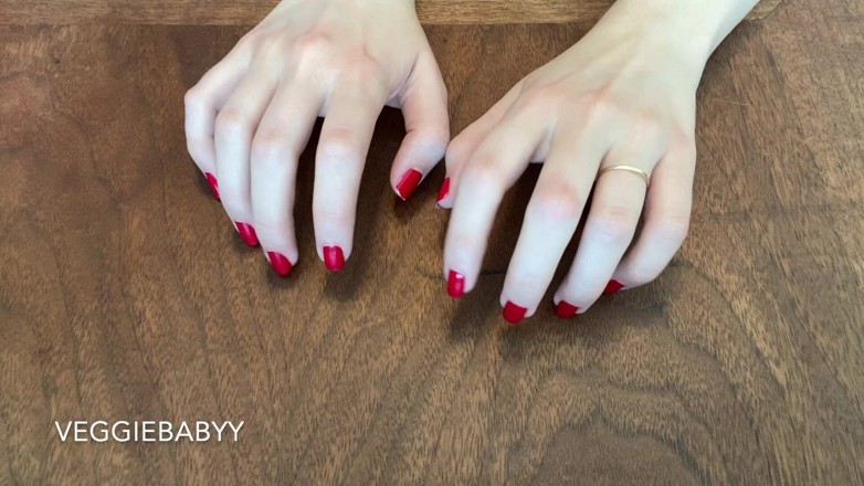 Veggiebabyy: Long tapotement d’ongles naturel rouge