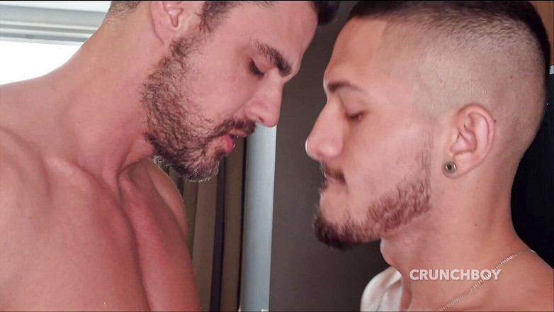 Hot guys from France: Kyle rauw geneukt door zijn hetero vriend