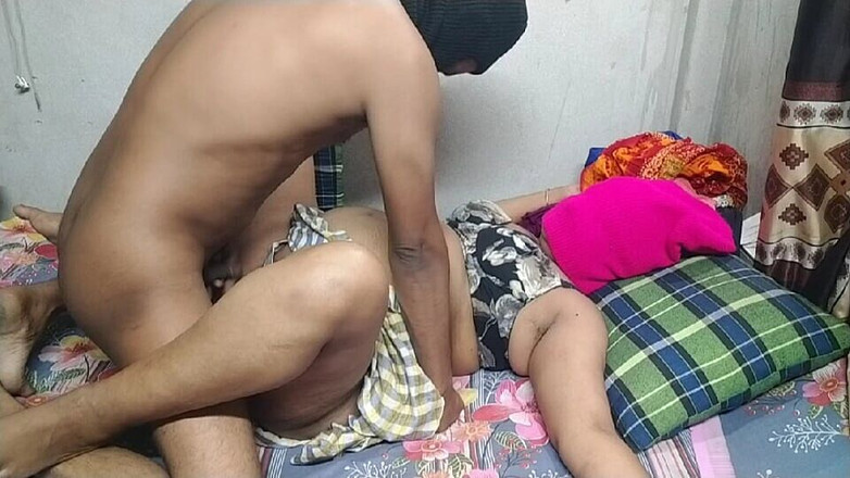 Hot_wife999: 丈夫 N 妻子裸体硬透视aanal