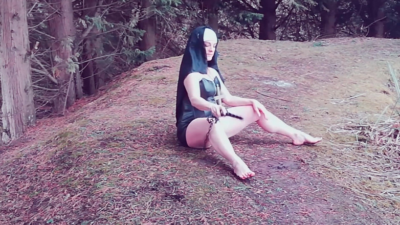 Kylie Britain Adventures: Nun Kylie's erotic memories