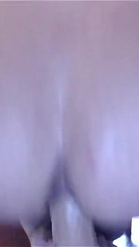 Femboy Sissy děvka saje Dldo Doufá, že skutečný čůrák líže