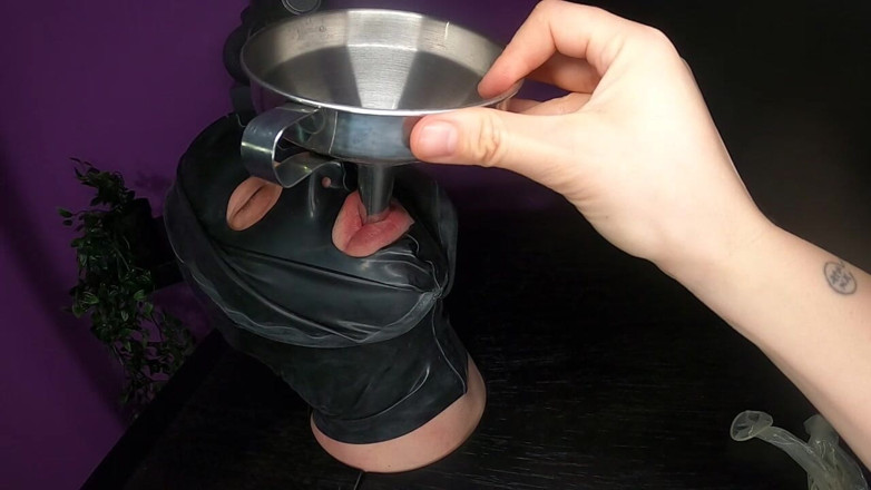 Beauty-of-pain: Swallow Slave - He Swallows Everything!