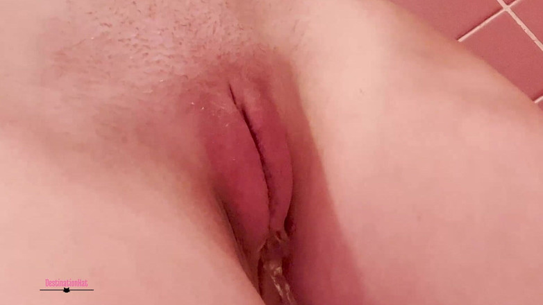 Destination Kat: Klipy Pee se nezdařily.