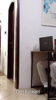 Semasa Suami Di Tempat Kerja, Isteri Menerima Lelaki Penghantar.