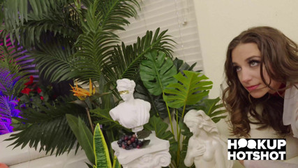 Hookup Hotshot: Tiny Venice Rose Is Horny for Bryan Gozzling's Sloppy Sex!