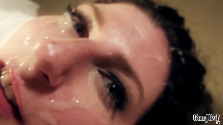 Cumbizz: Trik nebo léčba milf creampie gangbang Sabrina deep