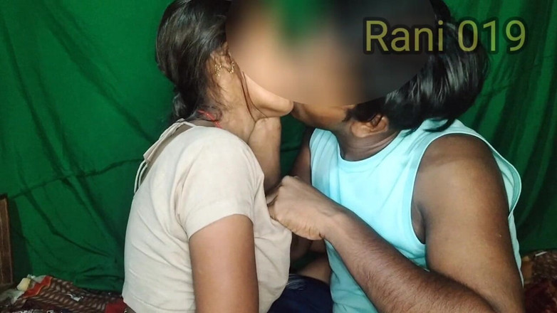 Rakesh: Desi casalinga Rani Bhabhi Ki Chudayi Ki Chudayi