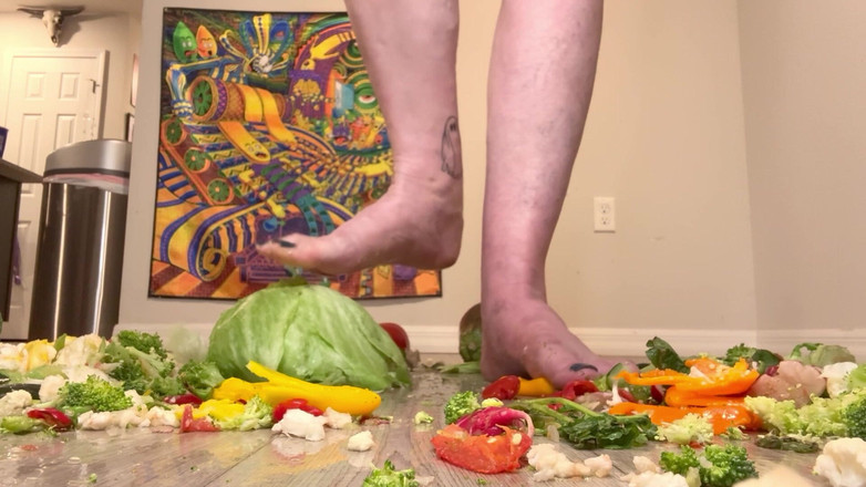 Peppermint Giantess: 야채와 크기 16 발 호감