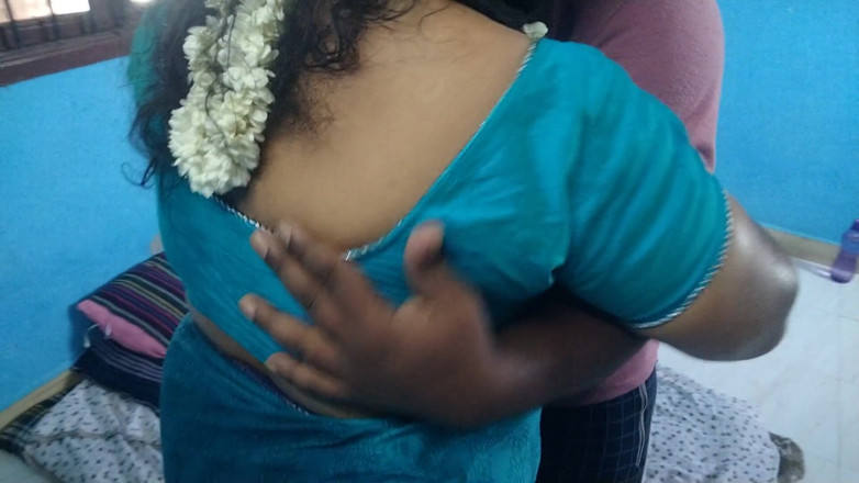 Benita sweety: Tia gordinha com eletricista quando seu marido saiu