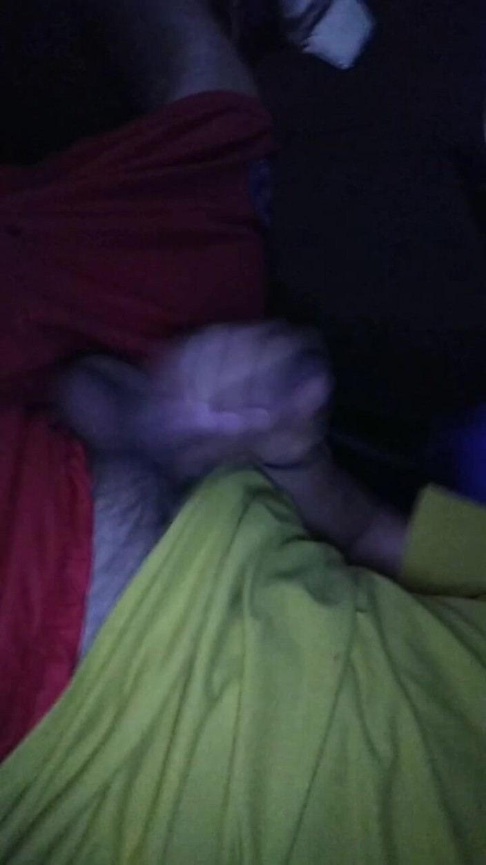 AlexAlejandro13: 누가 방에 와서 싶어
