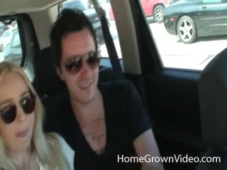 Homegrown Video: Daisy ve Johnny evde büyümek için porno çekiyor!