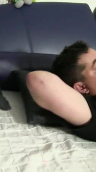 Dientot bergiliran, sepupu asli