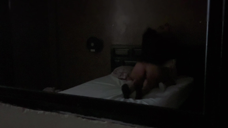 Luisxx: Läraren klagar på mig och säger att hennes man inte...