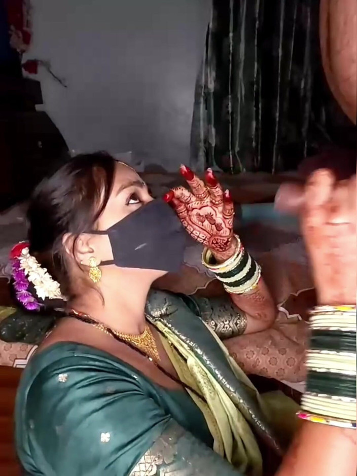 Nisha bhabhi ki chudai: 嘴操一个霍尼女孩。
