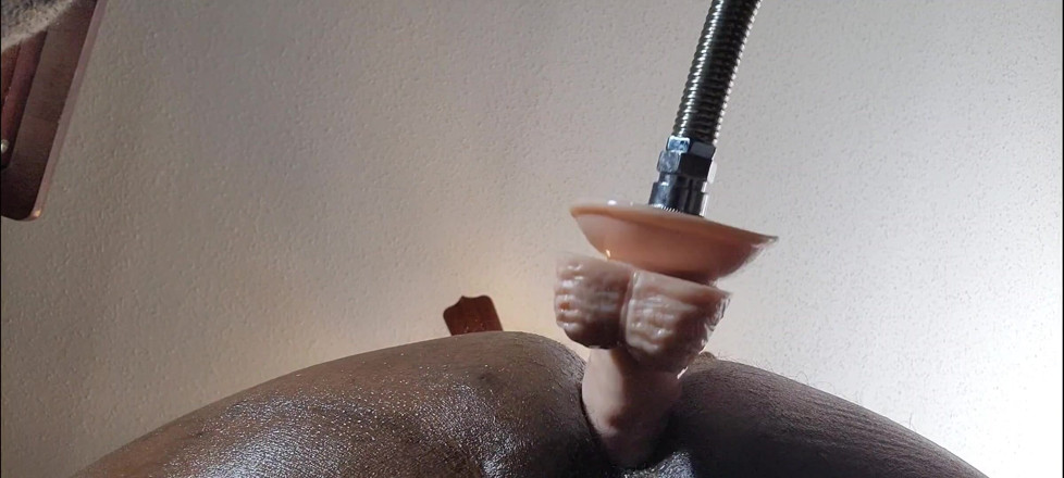 Truestarr: La machine à sexe me baise. énorme gode