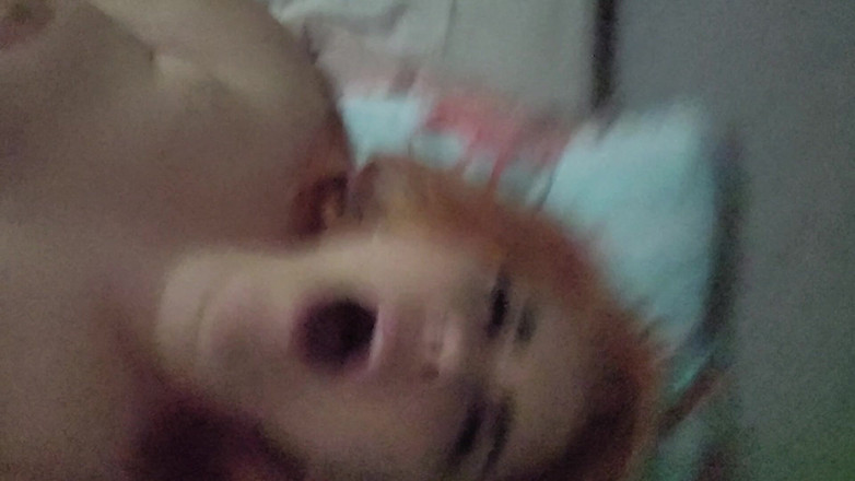 Mandy Foxxx: Mrdka ve vlasech a prst ošukaná k orgasmu