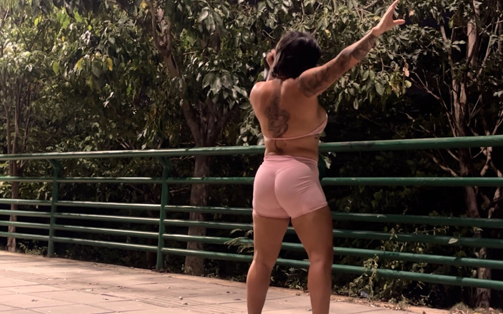 LunaBigBooty: Casual Full Body Training