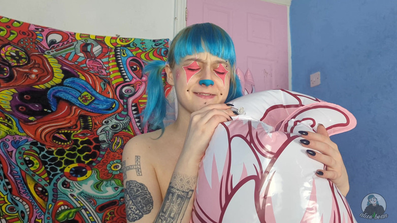 Alice Bean: Gigantyczny nadmuchiwany jednorożec część 2