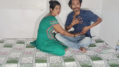 Desi Bhabhi Neha: Tang Utha kay chodo 印度妻子要求深插阴户