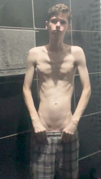 Kedoimath - Twink Showing Some Body
