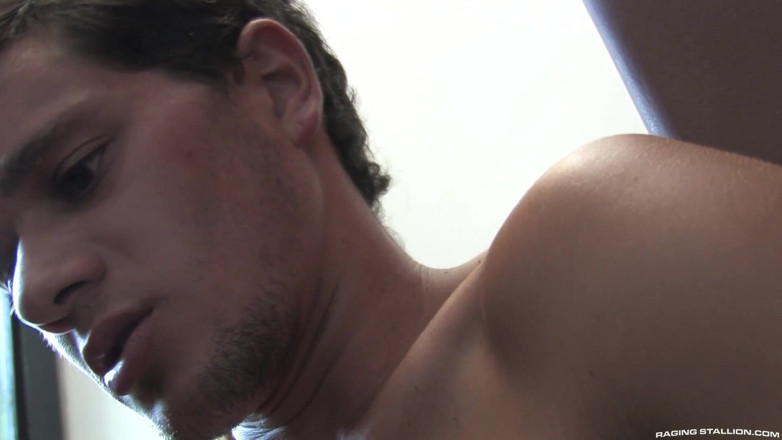 Raging Stallion: Ereccion