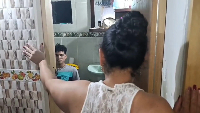 Jovencandelita: me follo el gran culo de mi madrastra mientras estamos...