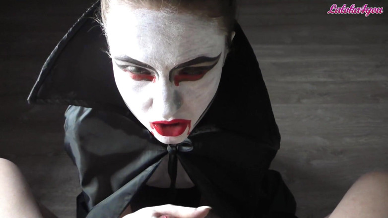Laloka4you: Vampire girl passionate sucks big cock to cum in mouth