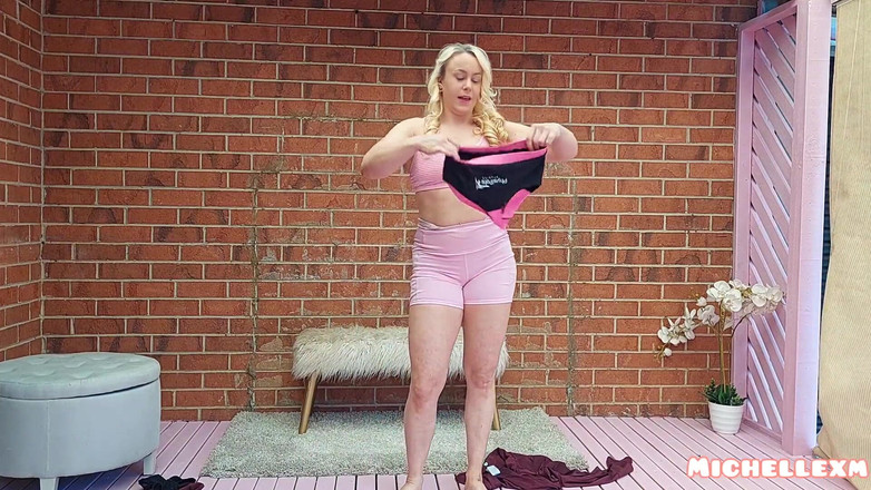 Michellexm: 大内裤尝试与 Wedgies 大屁股天然 wedgie 紧致惠蒂可见内裤线