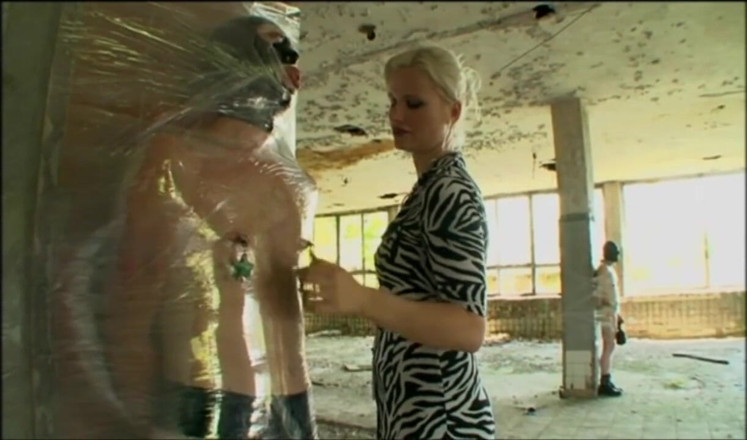 Absolute BDSM films - The original: Humiliating wrapped in foil