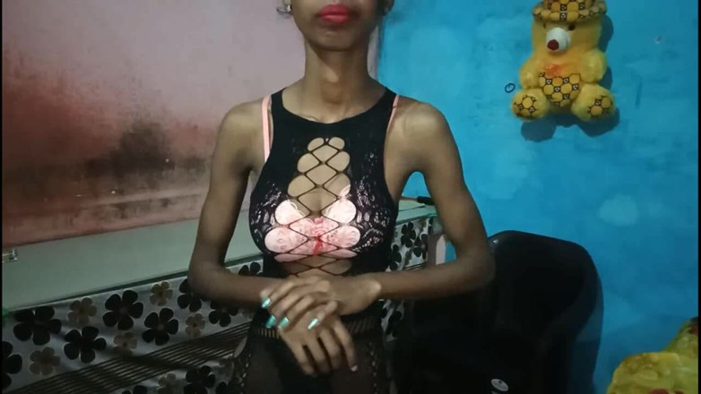 Truefuker: Desi Tina menelefon juruelektronik dan kongkek saya dengan keras