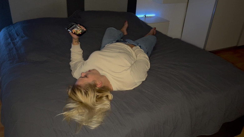 Bonieclydeerotik: Masturbation Porn Watching Horny Foreplay Blonde Wet Horny Aroused Pussy...