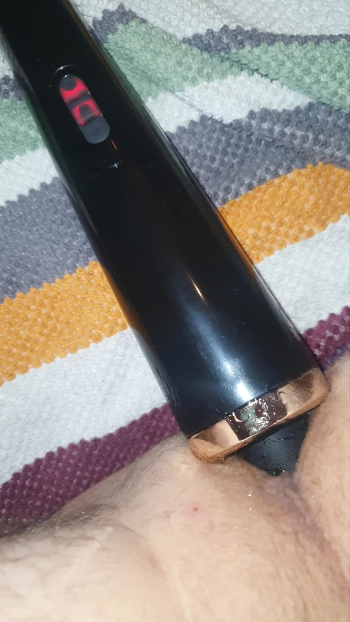 Analass: Jeżdżę dildo, naturalne, niebieskie, ogromne