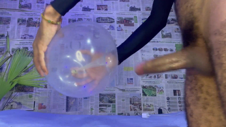 vergar4_daviid: Godendo il sesso con un preservativo gonfiato