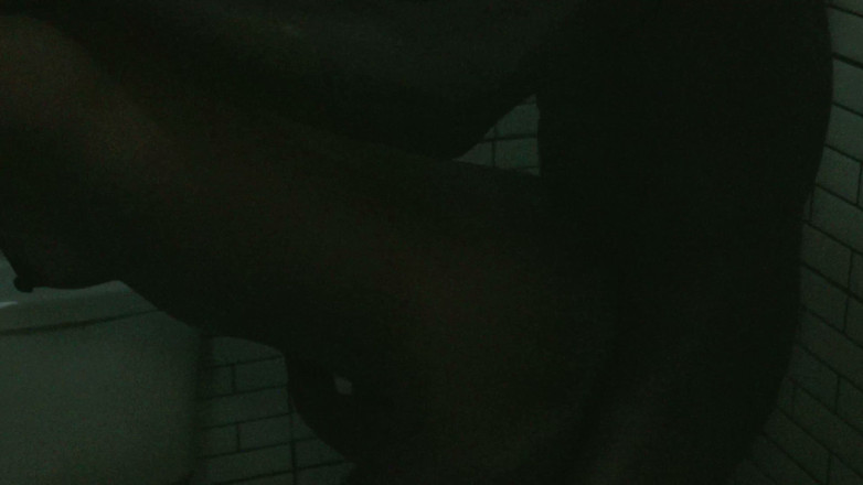CESAR_X: BBC Girl Likes It in the Toilet