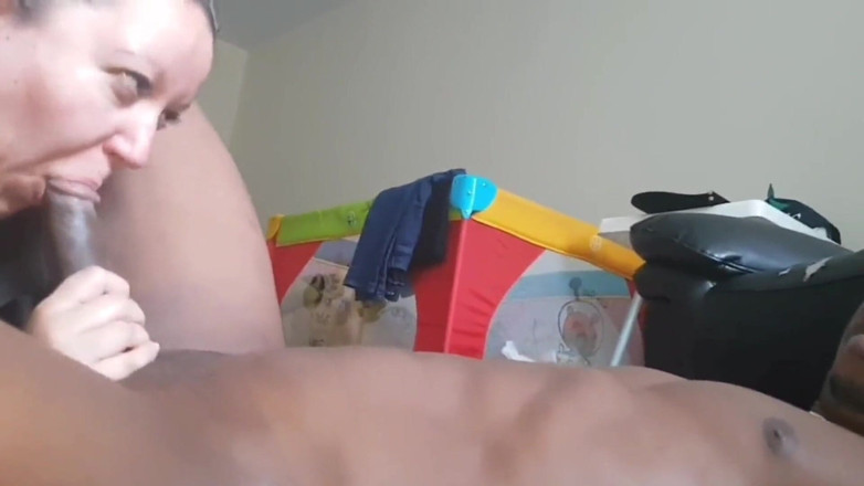 Real homemade BBW BBC porn: WildEnglishbbw 舔大黑屌 nata4sex 激情口交