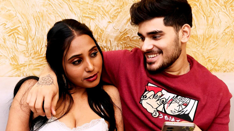 SexmasterHub: Indisch Desi-meisje met stiefbroer hardcore neukvideo door grote pik