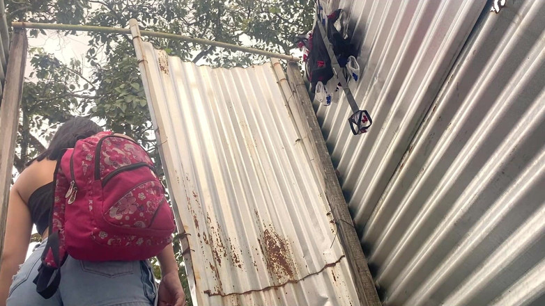 pampammedallo: Filmato in una cabina in una spiaggia pubblica