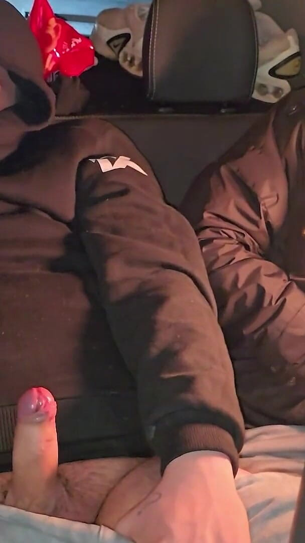 Dirty Sluts Sucking Dick in the Uber Before Party! Knock Knock Stream (Knock Knock Club)