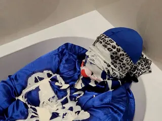 Slutty Ms B: Satin sploshing