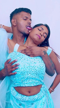 haardakor seks ke lie betaab navvivaahit bhaabhi