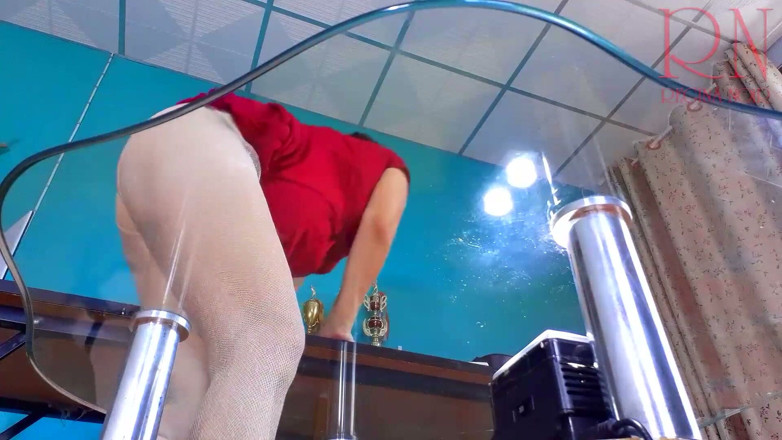 Regina Noir: No Panties Sexretary. Trying on White Transparent Pantyhose