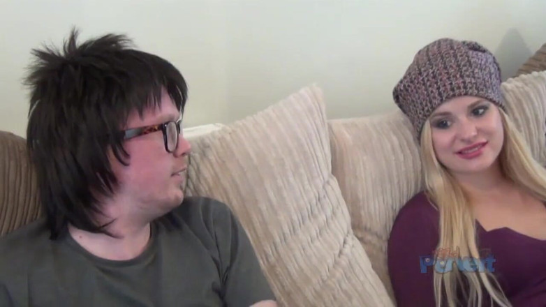 Nerd Pervert: Charlyse Angel - International Con